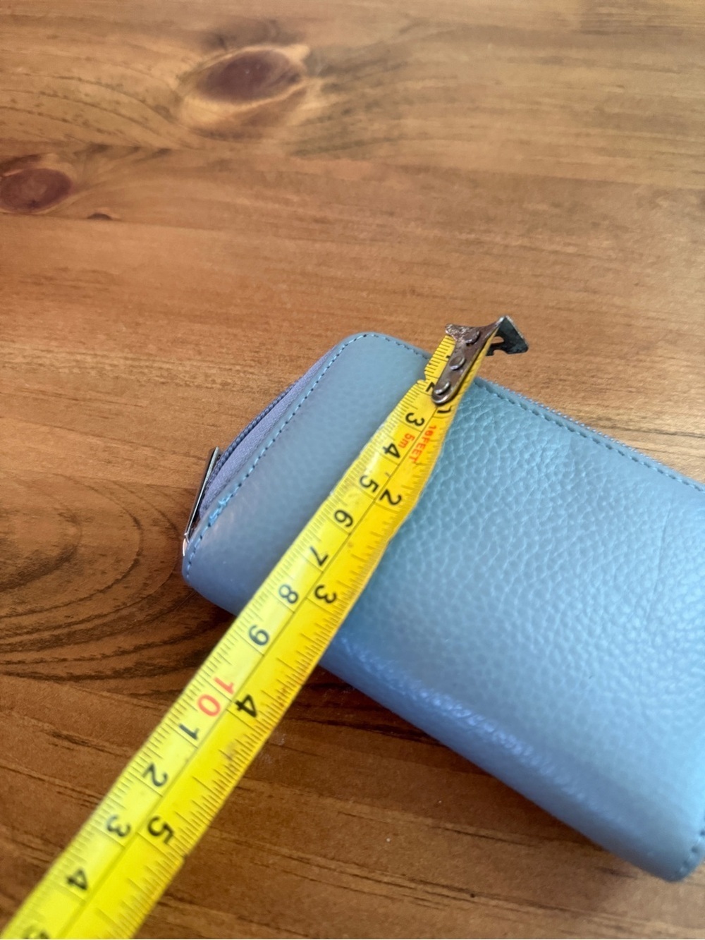 Compact Gray Leather Zip Card Wallet - Picture 10 of 10